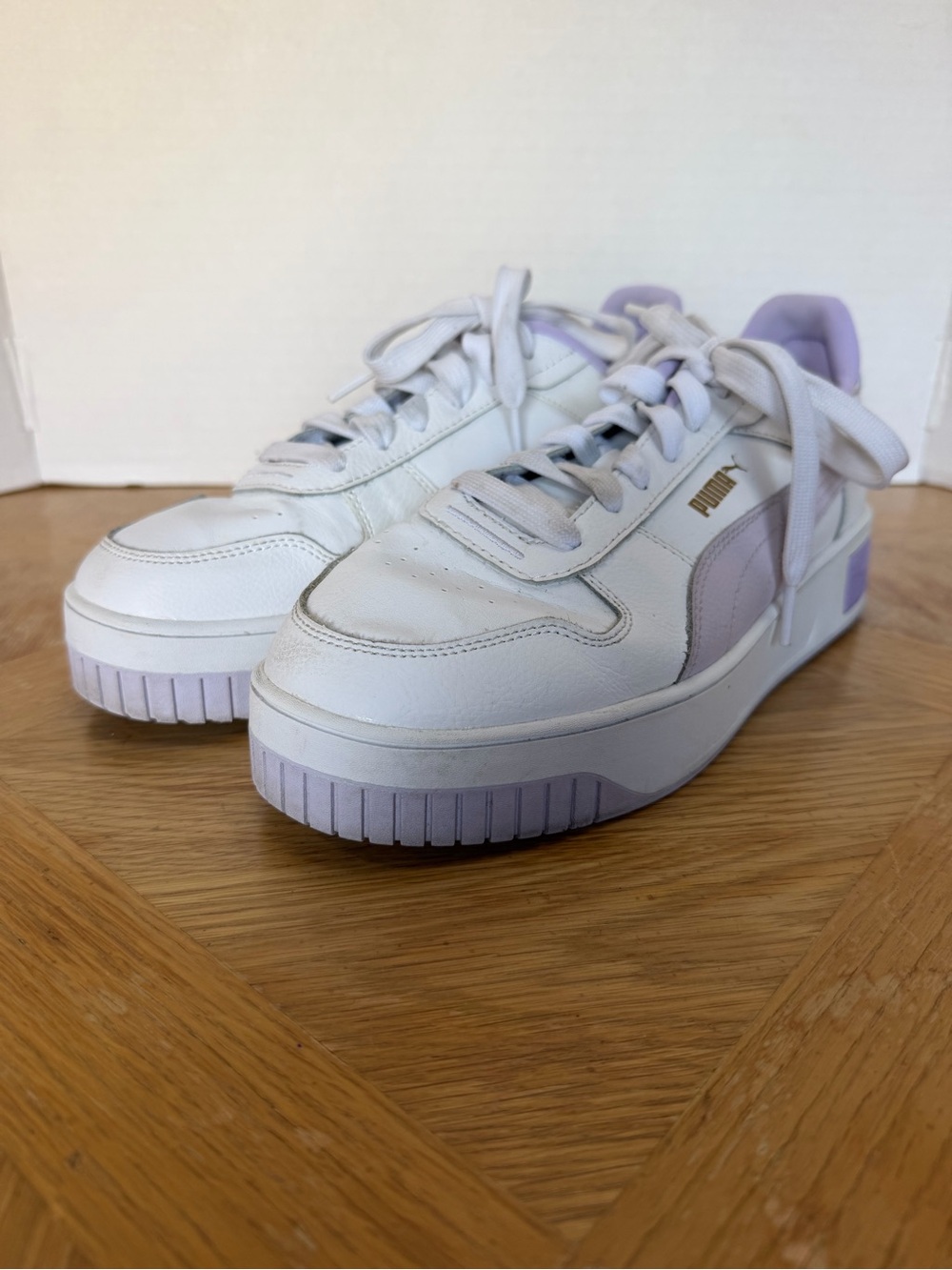 Puma Women’s White Sneakers with Lavender Accents size 9